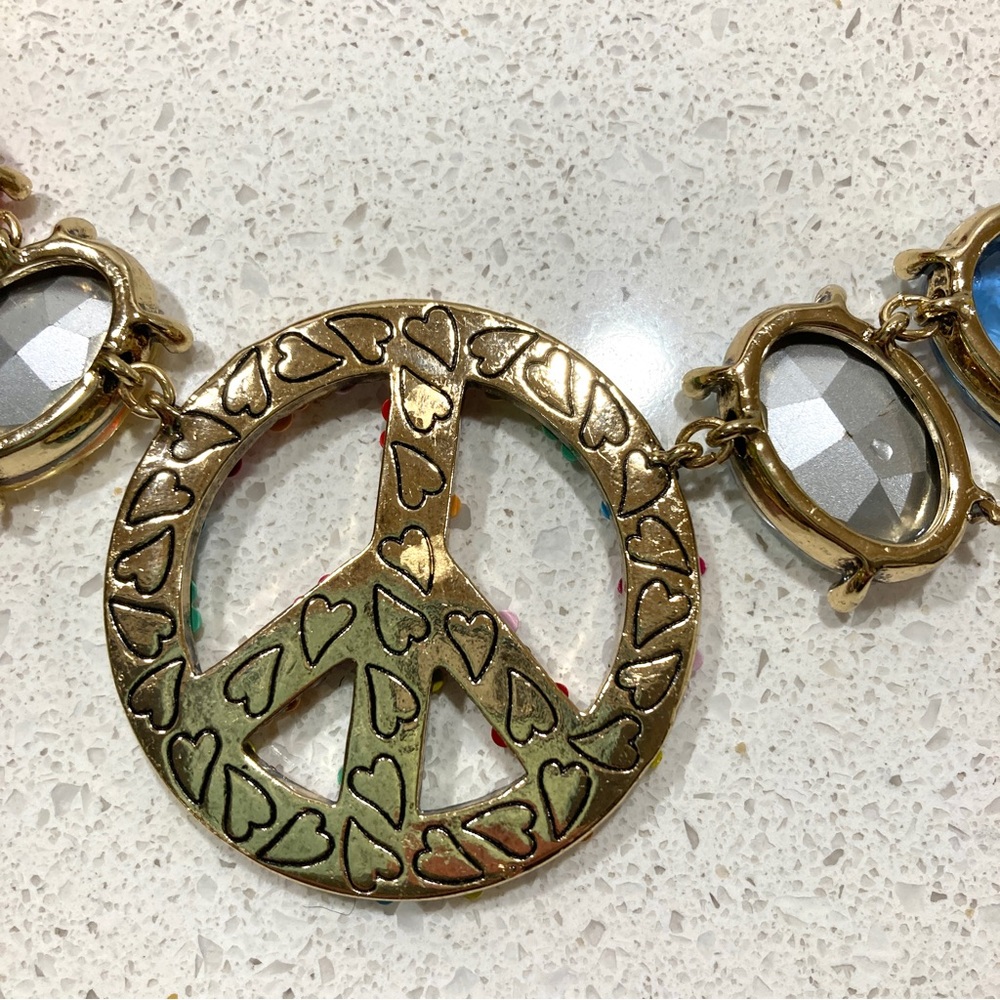 Betsey Johnson peace sign bold daisy floral jeweled statement necklace NWT - Picture 7 of 13